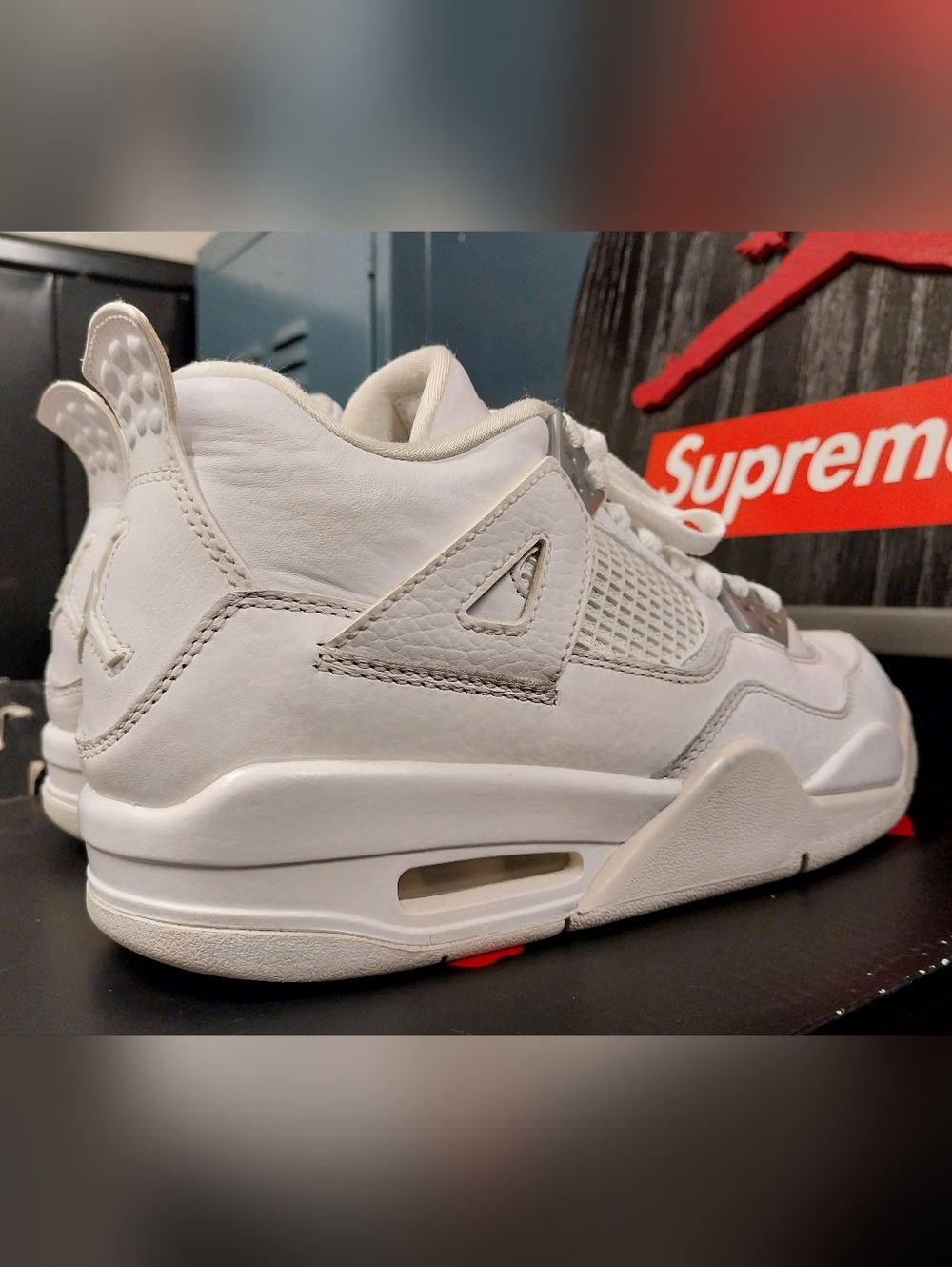 Retro Jordan 4 Pure Money 2017 Size 5.5 Gradeschool